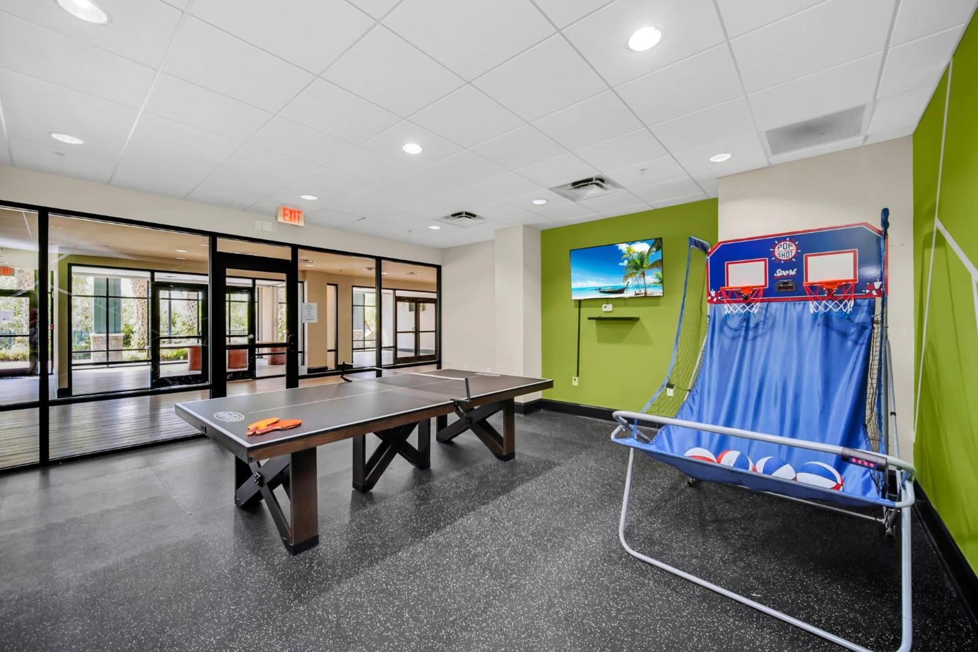 Cozy 2Br Condo - Private Balcony - Near Disney ออร์ลันโด ภายนอก รูปภาพ